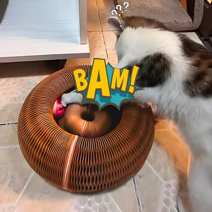 くるりんコロコロ™――猫の知育と運動本能を同時に満たすインタラクティブおもちゃ