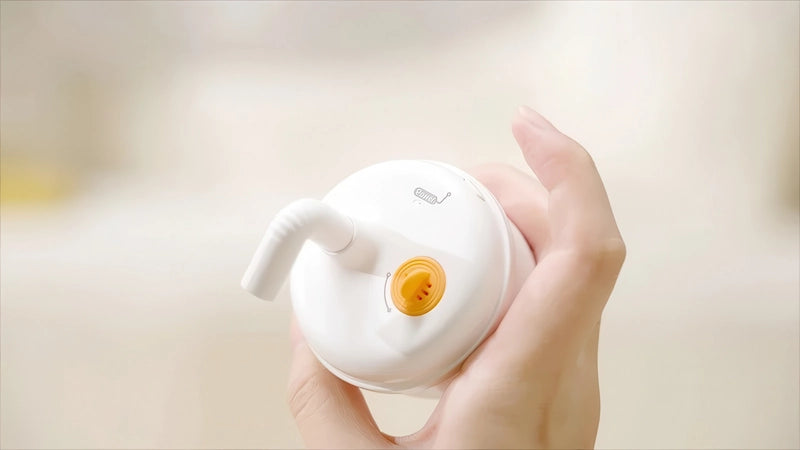 猫 おもちゃ 自動の電源ボタンと操作部。ワンタッチで愛猫との遊びを開始。