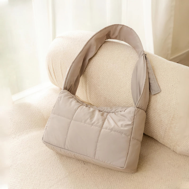 ペットスリング 冬用 グレー 暖かい キルティング素材 小型犬 猫 キャリーバッグ シンプルなデザイン