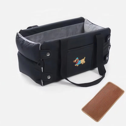 ペット ドライブベッド マットブラック 黒 シンプル かっこいい 車内インテリアに馴染む 汚れ目立たない アームレスト ドライブシート