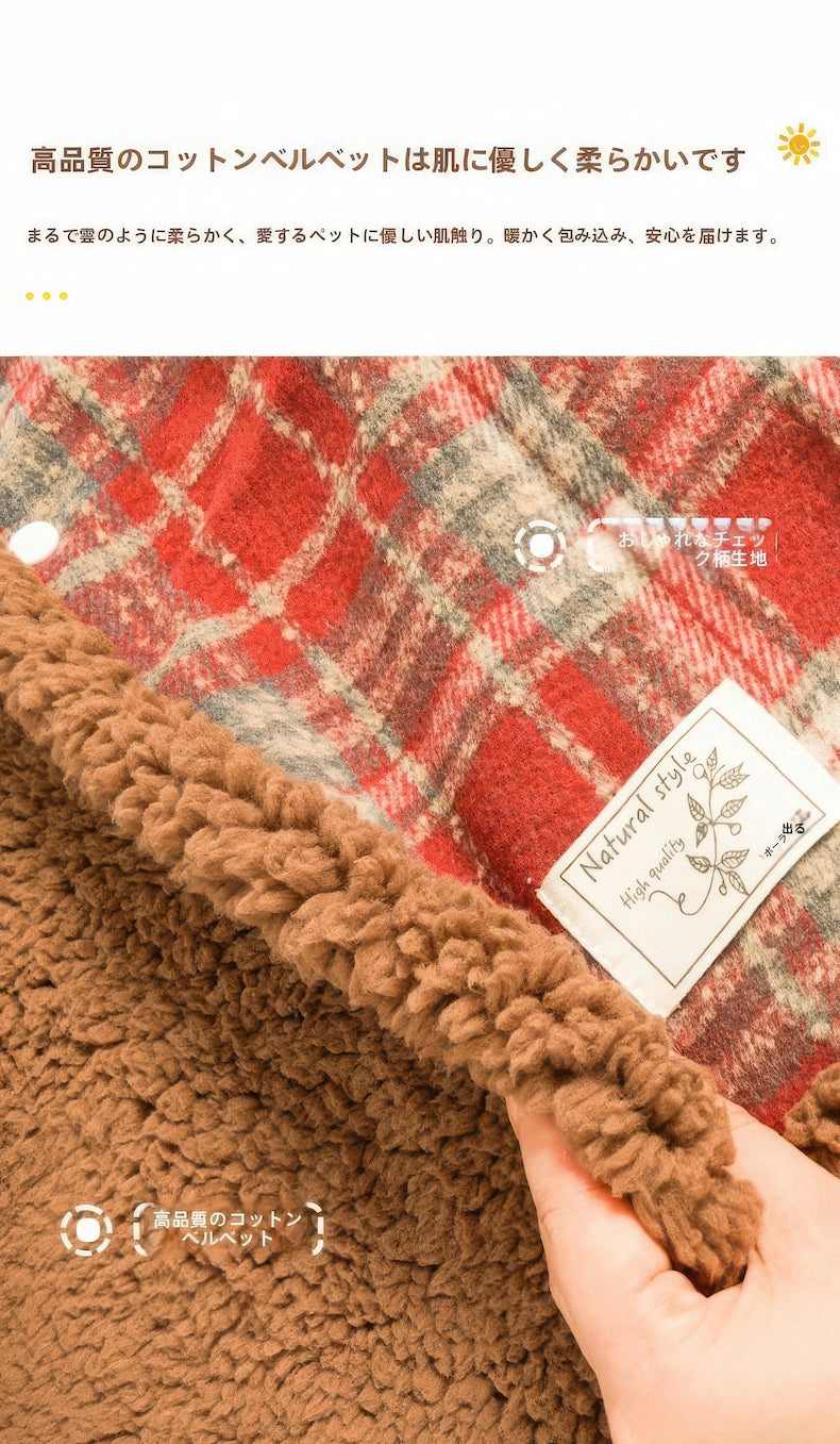 犬 防寒着 ブリティッシュワイン レッド 赤 チェック柄 くま耳ポンチョ 全体図